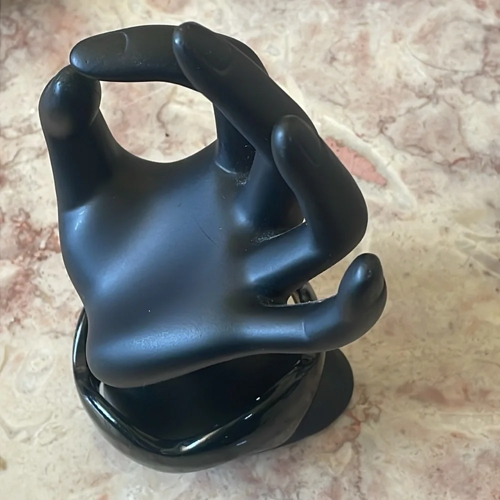 EUC~Woman’s Set Of 5 Vintage Black Bracelet Lot - Picture 5 of 11